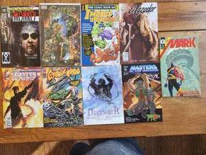 lot 15 image: Selection of 11 comics, includes first editions