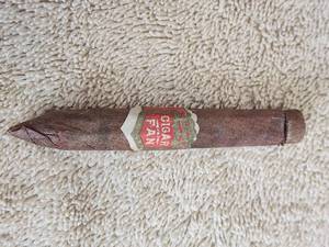 lot 110 image: Vintage Cigar Fan collectible item