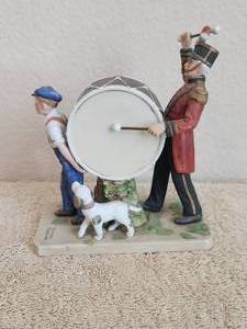 lot 35 image: Vintage Norman Rockwell - 1982 - The Drummers Friends