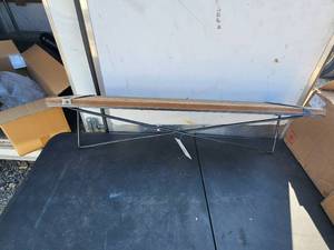 lot 142 image: Glitzhome - farmhouse rustic metal wooden wall mounted shelf - 9 by 32