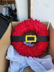 lot 177 image: Glitzhome - 18D Christmas red with black belt fabric wreath