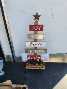 lot 180 image: Glitzhome - 20H wooden Farmhouse Christmas tree tabletop centerpiece decor.