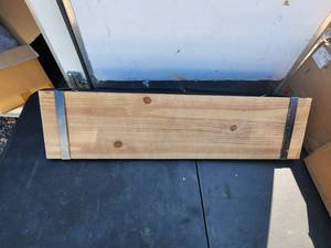 lot 201 image: Glitzhome farmhouse rustic metal wooden wall mounted shelf - 9 by 32