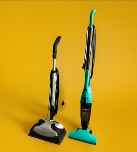 lot 27 image: HomeWorks Steam MopHard Floor Cleaner Model 311 Type A &amp Bissell 3-in-1 Vac Model 1059-2