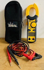 lot 31 image: Ideal 61-746 Clamp Meter WCase &amp Leads