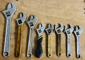 lot 72 image: Eight Crescent Wrenches of Assorted Sizes