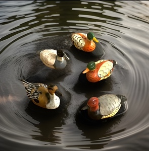 lot 81 image: Five (5)&nbspVintage 3 Enesco Duck Figurines