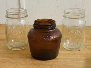 lot 96 image: Vintage Ball Perfect Mason Pint Jar - Clear, Square - 1933-1962 Made in USA Ribbed, Vintage Golden Harvest Mason Jar, &amp Vintage Anchor Hocking Baked Beans Jar B &amp M 4 Amber Glass L653A