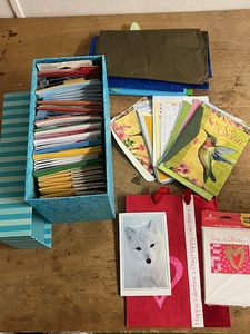 lot 120 image: Box With Large Amount of Assorted Greeting Cards WEnvelopes