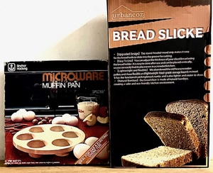 lot 131 image: Anchor Hocking Microwave Muffin Pan &amp Urbancoz Bread Slicke