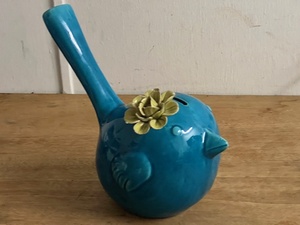 lot 140 image: Vintage Ceramic Blue Bird Coin Bank