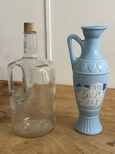lot 144 image: 1950s Hiram Walker Canada Whiskey Half Gallon Liquor Bottle WHandle &amp VINTAGE 1961 JIM BEAM DECANTER D334 BLUE MILK GLASS BOTTLE&nbsp