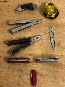 lot 150 image: Assorted Pocket Multi-Tools