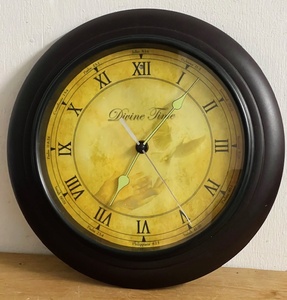 lot 156 image: Divine Time Scripture Reading Wall Clock