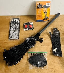 lot 172 image: Assessories for Your Halloween Witch Costumes