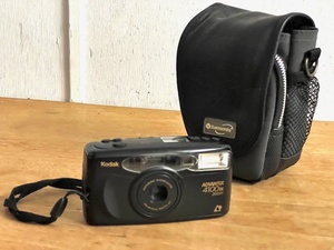 lot 176 image: Kodak Ashantis 4100 ix Zoom Camera