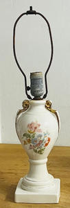 lot 188 image: Vintage Mid-Century DresserVanityTable Lamp With Flower Bouquet &amp Gold Trim