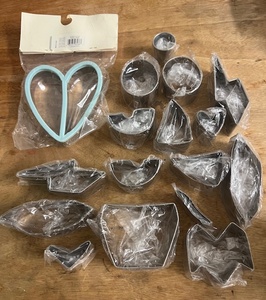 lot 274 image: Lot of Seventeen (17) Professional Grade Cookie Cutters