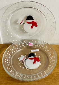 lot 310 image: Eight (8) Crate Barrel Arcoroc Christmas Snowman Snack Plates