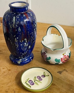 lot 233 image: Cobalt Blue Bubble Glaze Flower Vase., California Pantry 2007 Olive Dipping DishBowl, Vintage Hand-Painted in Italy Ceramic Floral FTD Basket
