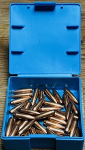 lot 215 image: 40 Sierra MatchKing Bullets Jacketed Hollow Point