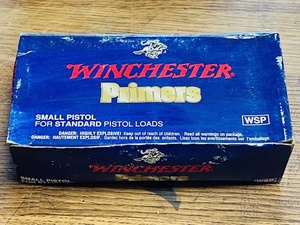 lot 283 image: Box of 1000 Winchester Primers for Small &amp Standard Pistol Loads