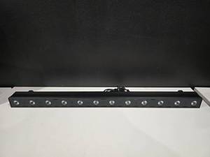 lot 17 image: Venue Tetra Bar RGBA Linear Strip Wash Light w 4 Color Zones
