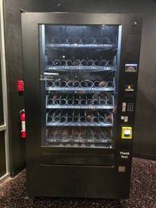lot 53 image: Crane National Model 147 Vending Machine w Parlevel Touch Card Reader