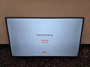 lot 68 image: Insignia 50 Class F30 Series LED 4K UHD Smart Fire TV