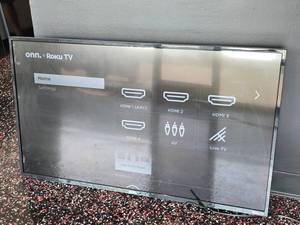 lot 78 image: Onn 43 4K UHD LED Roku Smart TV