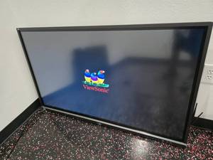 lot 128 image: NICE ViewSonic 55 IFP5550-3A 4k Commercial Touch Enabled ViewBoard Smart Interactive Display, Model VS18105 w Rolling Stand
