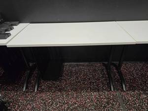 lot 141 image: White Gaming Desk w Oversize Gaming PC Rack.  Desk Measures 48 x 24 x 30