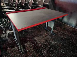 lot 148 image: RedBlack Gaming Desk w Flip Up Wire Storage