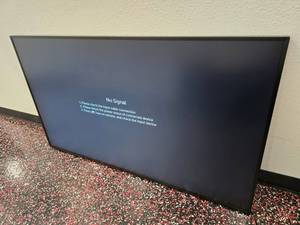 lot 232 image: LG 55UH7F 55 UHD IPS Slim Indoor Digital Signage Display