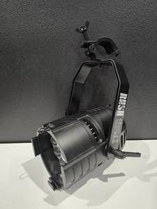 lot 157 image: LOOK THIS UP  Martin Rush PAR 2 CT Zoom LED Light