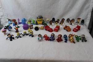 lot 55 image: Mixed lot of toys