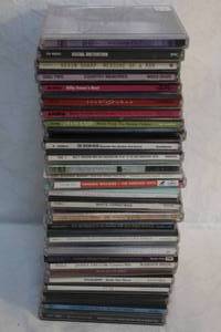 lot 201 image: Large lot of CDS titles like Billy Vaughn, Kevin sharp, country memories,tin cup,black Sabbath,and many more