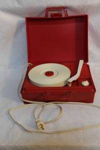 lot 205 image: vintage portable record player