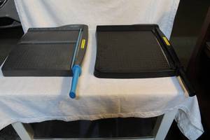 lot 114 image: 2- paper cutters