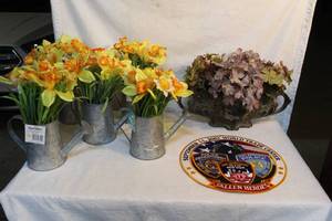 lot 127 image: Mixed lot 5 watering can decor and a large patch world trade center fallen heroes and more see pictures