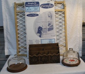 lot 25 image: Mixed lot 2& cheese ball dishes wood band a Evenflo simple fit pressure gate