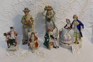 lot 187 image: Occupied Japan. Collectables around 80  years old