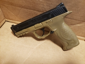 lot 12 image: SMITH AND WESSON M&P 40 CO2 PISTOL
