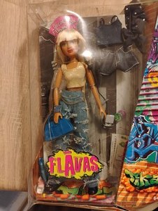 lot 73 image: 2003 FLAVAS TIKA DOLL MATTEL BRAND IN ORIGINAL PACKAGE