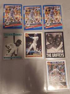 lot 65 image: 7 Tandom KEN GRIFFEY JR BASEBALL CARDS