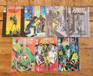 lot 5 image: Selection of DC Comics - Green Arrow