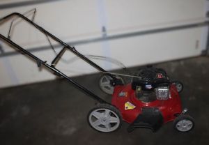 lot 2 image: Murray Gasoline Mower with 22 Blade