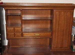 lot 116 image: Wooden Hutch Top