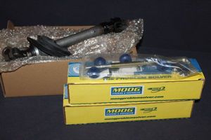 lot 141 image: Pair of Link Kits and Steering Shaft