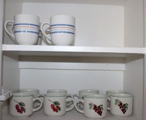 lot 168 image: Coffee Cup Sets
